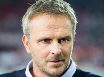 Sieht die Spieler des FC Bayern München körperlich am Ende: Dietmar Hamann. Foto: Rolf Vennenbernd/dpa Sieht die Spieler des FC Bayern München körperlich am Ende: Dietmar Hamann. Foto: Rolf Vennenbernd/dpa
