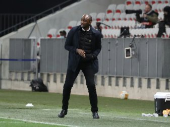 OGC Nizza entlässt Ex-Weltmeister Patrick Vieira OGC Nizza entlässt Ex-Weltmeister Patrick Vieira