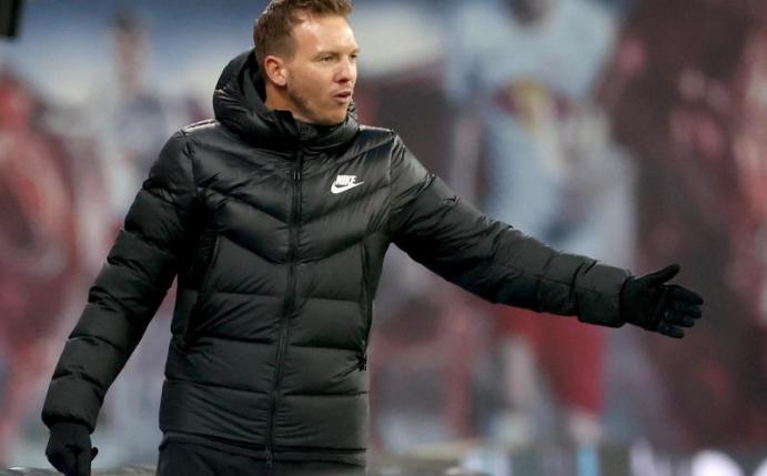 Leipzigs Trainer Julian Nagelsmann trifft mit seinem Team im Topspiel auf den FC Bayern. Foto: Jan Woitas/dpa-Zentralbild/dpa