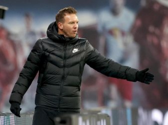 Leipzigs Trainer Julian Nagelsmann trifft mit seinem Team im Topspiel auf den FC Bayern. Foto: Jan Woitas/dpa-Zentralbild/dpa Leipzigs Trainer Julian Nagelsmann trifft mit seinem Team im Topspiel auf den FC Bayern. Foto: Jan Woitas/dpa-Zentralbild/dpa