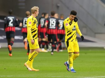 Borussia Dortmund spielt Unentschieden in Frankfurt Borussia Dortmund spielt Unentschieden in Frankfurt