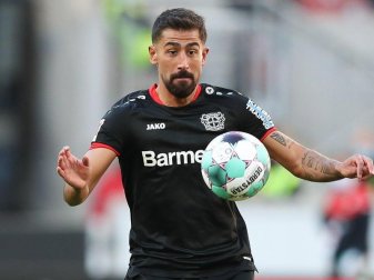 Leverkusens Kerem Demirbay ist positiv auf das Corona-Virus getestet worden. Foto: Tom Weller/dpa Leverkusens Kerem Demirbay ist positiv auf das Corona-Virus getestet worden. Foto: Tom Weller/dpa