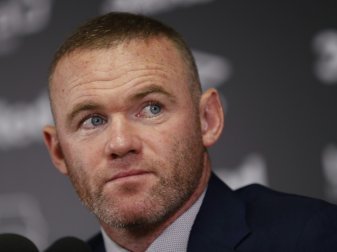 Wayne Rooney verurteilt die Buh-Rufe der Millwall-Fans Wayne Rooney verurteilt die Buh-Rufe der Millwall-Fans