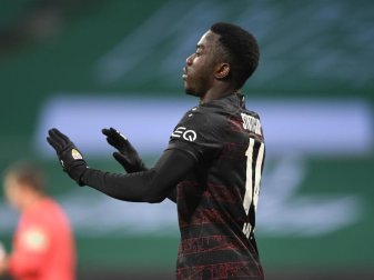 Stuttgarts Doppeltorschütze Silas Wamangituka bejubelt sein Tor zur 1:0-Auswärtsführung in Bremen. Foto: Carmen Jaspersen/dpa Stuttgarts Doppeltorschütze Silas Wamangituka bejubelt sein Tor zur 1:0-Auswärtsführung in Bremen. Foto: Carmen Jaspersen/dpa