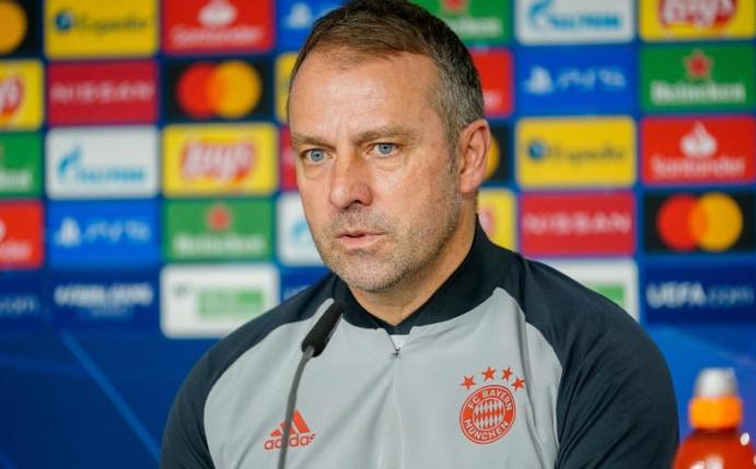 Steht mit Bayern schon vor dem letzten Spieltag als Gruppensieger fest: Trainer Hansi Flick. Foto: Marco Donato/FC Bayern München AG/FCB/dpa