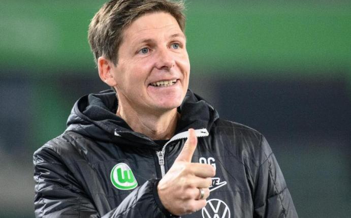 Hat mit Wolfsburg noch etwas vor: VfL-Coach Oliver Glasner. Foto: Swen Pförtner/dpa