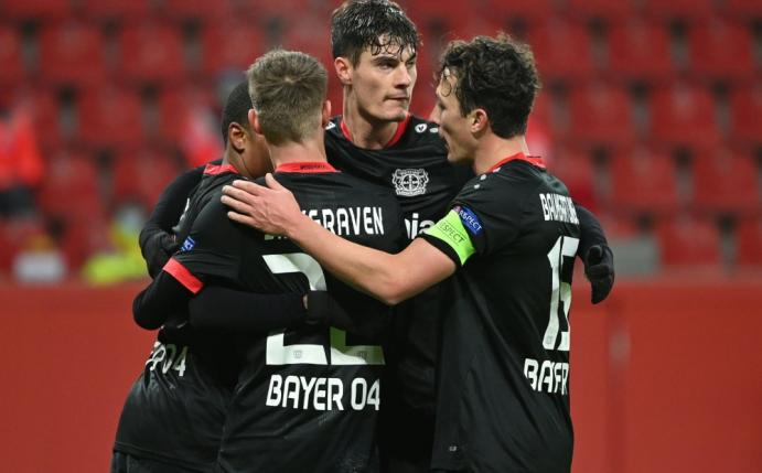 Leverkusen wird Gruppensieger