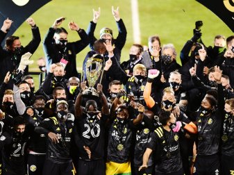 Columbus sichert sich den Titel in der MLS Columbus sichert sich den Titel in der MLS