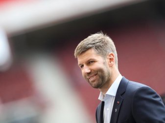 VfB-Boss Thomas Hitzlsperger war nach dem Sieg beim BVB euphorisiert. Foto: Tom Weller/dpa VfB-Boss Thomas Hitzlsperger war nach dem Sieg beim BVB euphorisiert. Foto: Tom Weller/dpa