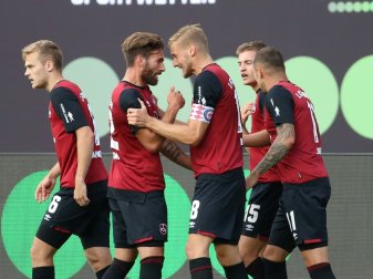 Der 1. FC Nürnberg besiegt Schlusslicht Würzburg 2:1 Der 1. FC Nürnberg besiegt Schlusslicht Würzburg 2:1