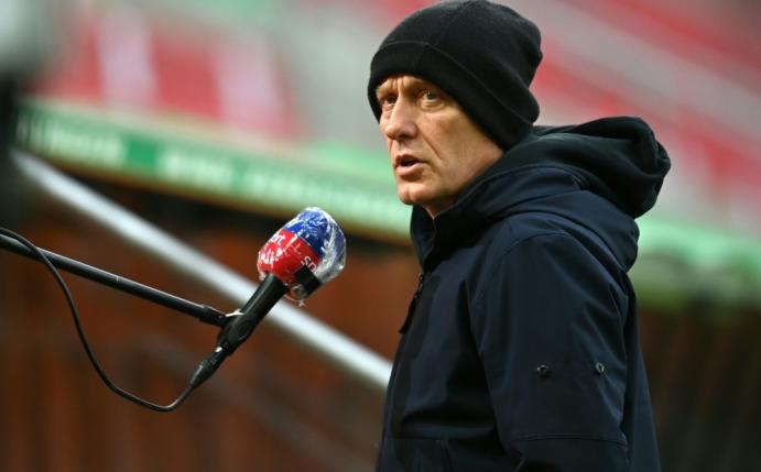 Streich will mit Freiburg Vorsprung auf Schalke halten