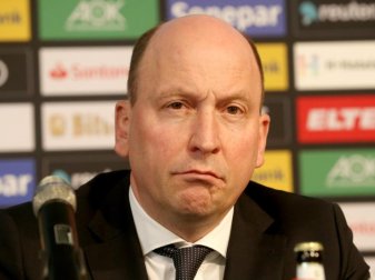 Laut Stephan Schippers wird das Minus bei Borussia Mönchengladbach unter 20 Millionen Euro bleiben. Foto: Roland Weihrauch/dpa Laut Stephan Schippers wird das Minus bei Borussia Mönchengladbach unter 20 Millionen Euro bleiben. Foto: Roland Weihrauch/dpa
