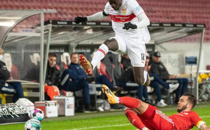 Silas Wamangituka zeigt beim VfB Stuttgart eine starke Leistung. Foto: Sebastian Gollnow/dpa