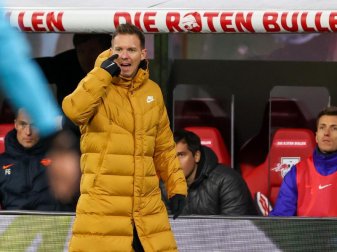 Nimmt seine Spieler beim Pokal in Augsburg in die Plficht: Leipzig-Coach Julian Nagelsmann. Foto: Jan Woitas/dpa-Zentralbild/dpa Nimmt seine Spieler beim Pokal in Augsburg in die Plficht: Leipzig-Coach Julian Nagelsmann. Foto: Jan Woitas/dpa-Zentralbild/dpa