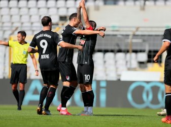 Türkgücü München bezwingt den SC Verl 1:0 Türkgücü München bezwingt den SC Verl 1:0