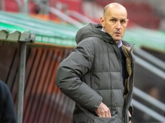 Ist mit Augsburg gegen Leipzig in der Außenseiterrolle: FCA-Coach Heiko Herrlich. Foto: Stefan Puchner/dpa Ist mit Augsburg gegen Leipzig in der Außenseiterrolle: FCA-Coach Heiko Herrlich. Foto: Stefan Puchner/dpa