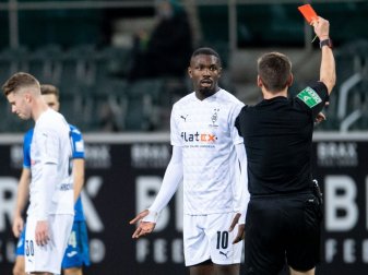 Thuram hatte am Samstag seinen Gegenspieler bespuckt Thuram hatte am Samstag seinen Gegenspieler bespuckt