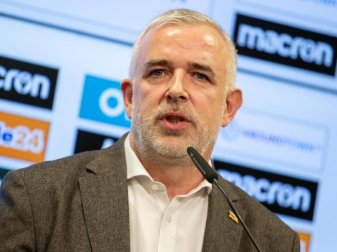 Gibt sich trotz Corona-Krise optimistisch: Union-Präsident Dirk Zingler. Foto: Andreas Gora/dpa Gibt sich trotz Corona-Krise optimistisch: Union-Präsident Dirk Zingler. Foto: Andreas Gora/dpa