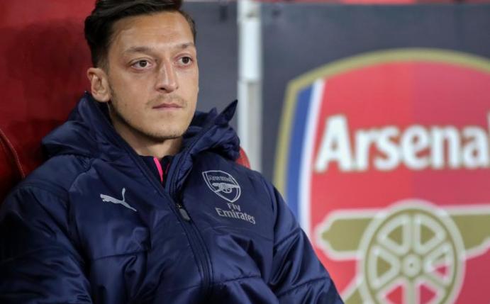 Bei Arsenal nur noch Bankdrücker: Mesut Özil. Foto: Nick Potts/PA Wire/dpa
