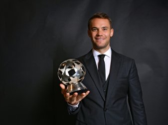 Welttorhüter Manuel Neuer will auch die Klub-WM gewinnen Welttorhüter Manuel Neuer will auch die Klub-WM gewinnen