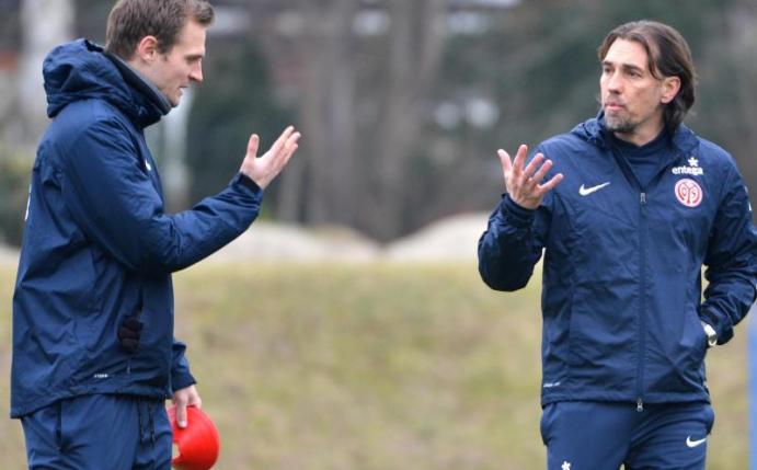 Kommt nach Martin Schmidt (r) auch Co-Trainer Bo Svensson zurück zu Mainz 05?. Foto: picture alliance / dpa
