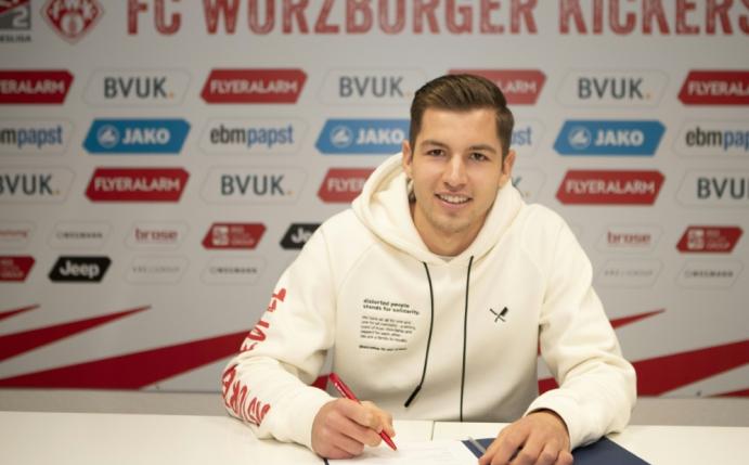Soll die Offensive der Kickers beleben: Marvin Pieringer