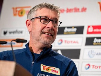Union-Trainer Urs Fischer siegte mit seinem Team auch in Bremen. Foto: Andreas Gora/dpa Union-Trainer Urs Fischer siegte mit seinem Team auch in Bremen. Foto: Andreas Gora/dpa