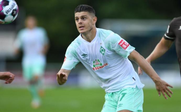 Hat bei Werder wieder das Training aufgenommen: Milot Rashica. Foto: Carmen Jaspersen/dpa