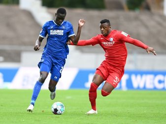 Babacar Gueye (l.) hat sich im Senegal infiziert Babacar Gueye (l.) hat sich im Senegal infiziert
