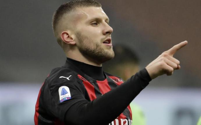 Wurde positiv auf Corona getestet und muss in Quarantäne: Ante Rebic von AC Mailand. Foto: Luca Bruno/AP/dpa