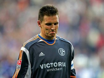 Frank Rost sieht Personalpolitik auf Schalke kritisch Frank Rost sieht Personalpolitik auf Schalke kritisch