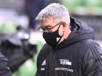 Gibt sich in Sachen Stürmer-Suche gelassen: Union-Coach Urs Fischer. Foto: Carmen Jaspersen/dpa