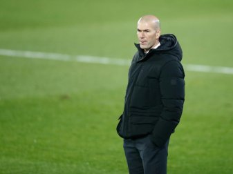 Real Madrids Trainer Zinedine Zidane ist in Quarantäne