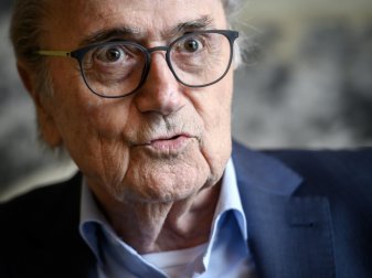 Sorge um Sepp Blatter: Er liegt im Krankenhaus
