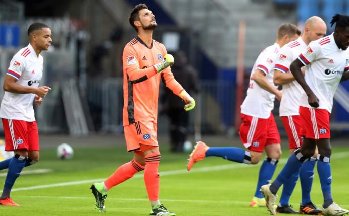 Der Hamburger SV bleibt Spitzenreiter der 2. Bundesliga