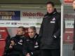Musste mit Köln eine 0:5-Klatsche in Freiburg hinnehmen: FC-Coach Markus Gisdol (r). Foto: Sebastian Gollnow/dpa