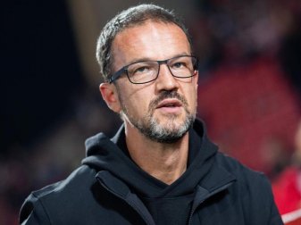 Fürchtet mehr arbeitslose Fußball-Profis aufgrund der Corona-Krise: Fredi Bobic. Foto: Tom Weller/dpa Fürchtet mehr arbeitslose Fußball-Profis aufgrund der Corona-Krise: Fredi Bobic. Foto: Tom Weller/dpa