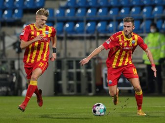 Paderborn holt gegen Aue den sechsten Saisonsieg Paderborn holt gegen Aue den sechsten Saisonsieg
