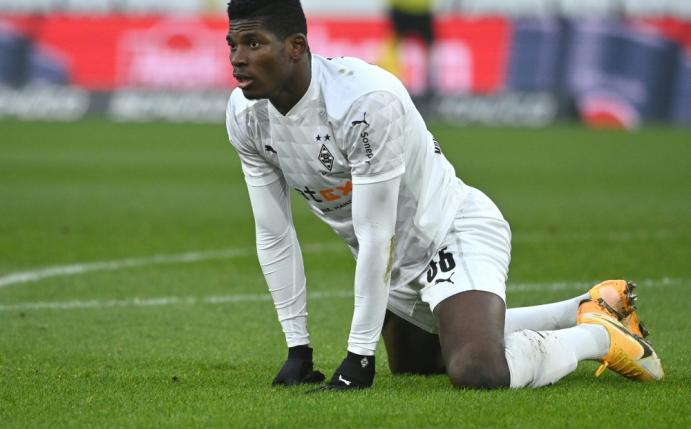 Breel Embolo wurde am Montag an der Hand operiert