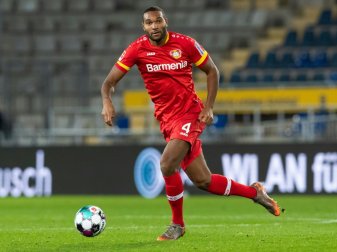 Jonathan Tah berichtete von einem Rassismus-Vorfall Jonathan Tah berichtete von einem Rassismus-Vorfall