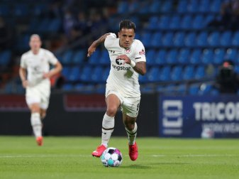 Rodrigo Zalazar schießt St. Pauli früh in Führung Rodrigo Zalazar schießt St. Pauli früh in Führung