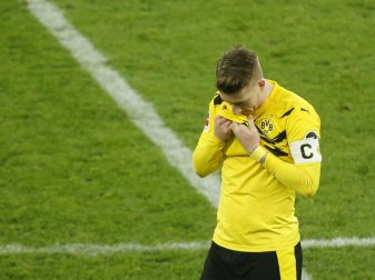 Hat erstmals in seiner Bundesliga-Karriere bei einem Elfmeter am Tor vorbeigeschossen: Marco Reus. Foto: Leon Kuegeler/Reuters Pool/dpa Hat erstmals in seiner Bundesliga-Karriere bei einem Elfmeter am Tor vorbeigeschossen: Marco Reus. Foto: Leon Kuegeler/Reuters Pool/dpa