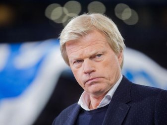Oliver Kahn, Vorstandsmitglied des FC Bayern München, sieht das Pokal-Aus als «Endpunkt einer Entwicklung». Foto: Rolf Vennenbernd/dpa
