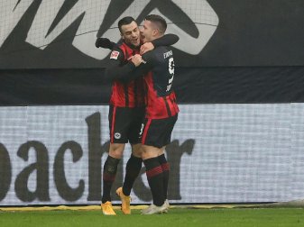 Jovic (r.) erzielte bei seiner Rückkehr zwei Tore