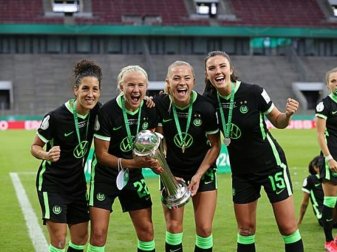 Engen (r.) und Rolfö (2.v.r.) verlassen Wolfsburg Engen (r.) und Rolfö (2.v.r.) verlassen Wolfsburg