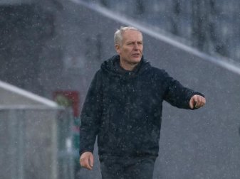 Sorgt sich um die Folgen der Corona-Pandemie: Freiburgs Trainer Christian Streich. Foto: Sven Hoppe/dpa Sorgt sich um die Folgen der Corona-Pandemie: Freiburgs Trainer Christian Streich. Foto: Sven Hoppe/dpa