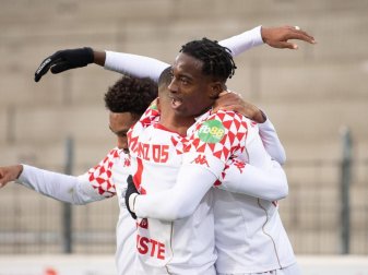 Wird den FSV Mainz 05 verlassen: Jean-Philippe Mateta (r). Foto: Sebastian Gollnow/dpa Wird den FSV Mainz 05 verlassen: Jean-Philippe Mateta (r). Foto: Sebastian Gollnow/dpa