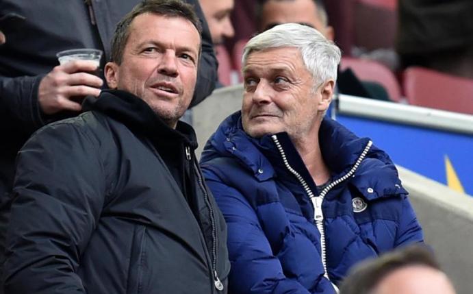 Könnte sich Lothar Matthäus gut als Bundestrainer vorstellen: Armin Veh (r). Foto: Johannes Neudecker/dpa