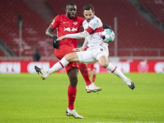 Wird mit dem FC Bayern in Verbindung gebracht: Der Leipziger Dayot Upamecano (l). Foto: Tom Weller/dpa
