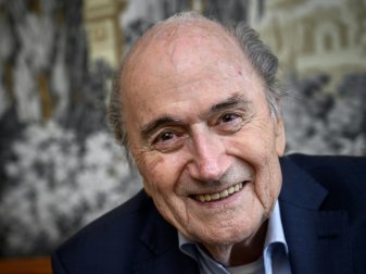 Joseph S. Blatter verlässt Intensivstation Joseph S. Blatter verlässt Intensivstation
